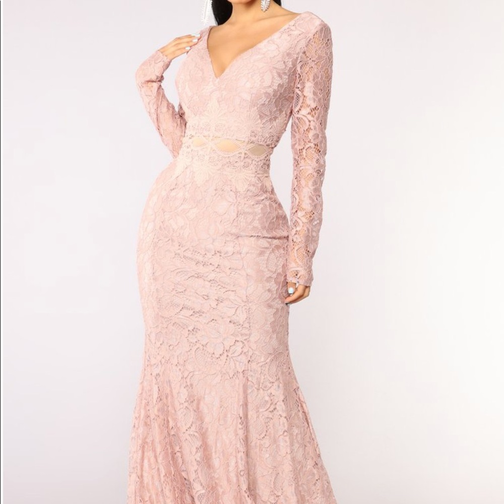 Dress rose pink